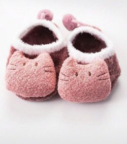 Cozy Cat Plush Baby Slippers – Soft, Warm, Cute Winter Indoor Shoes 