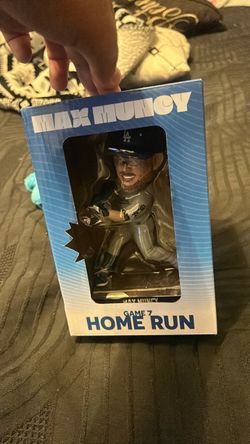 Max Muncy Game 7 Home Run , figure