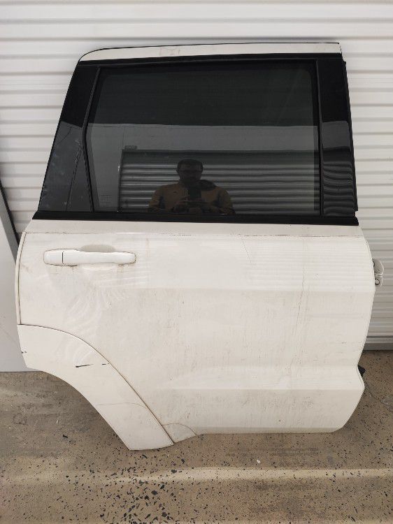 2019 Jeep Grand Cherokee Right Rear Door OEM White Passenger Rear Door BE