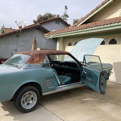 1966 Ford Mustang