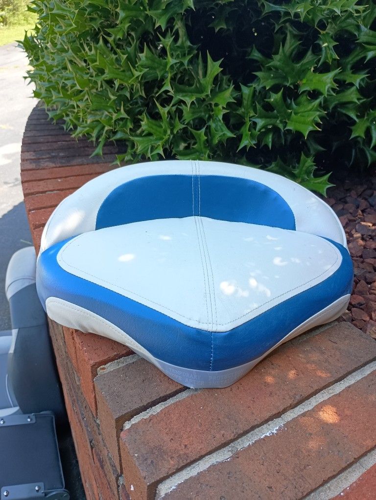 Blue And White Bass Boat Pedestal Seat