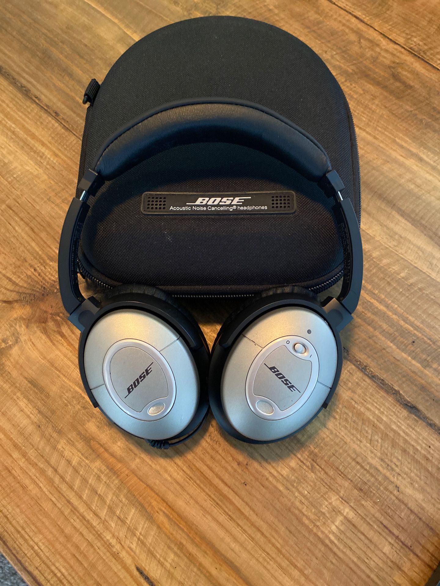 Bose Noise Cancelling Headphones