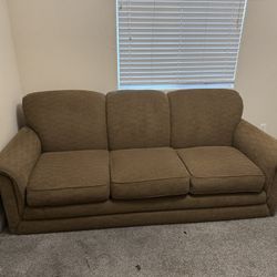 Free Couch Must Pick Up