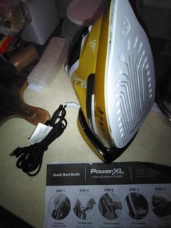 Cordless Iron/Steamer