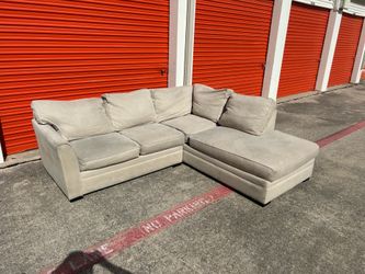*FREE DELIVERY* Beige L Shaped Sectional Sofa Couch