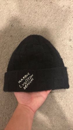 LV HAT