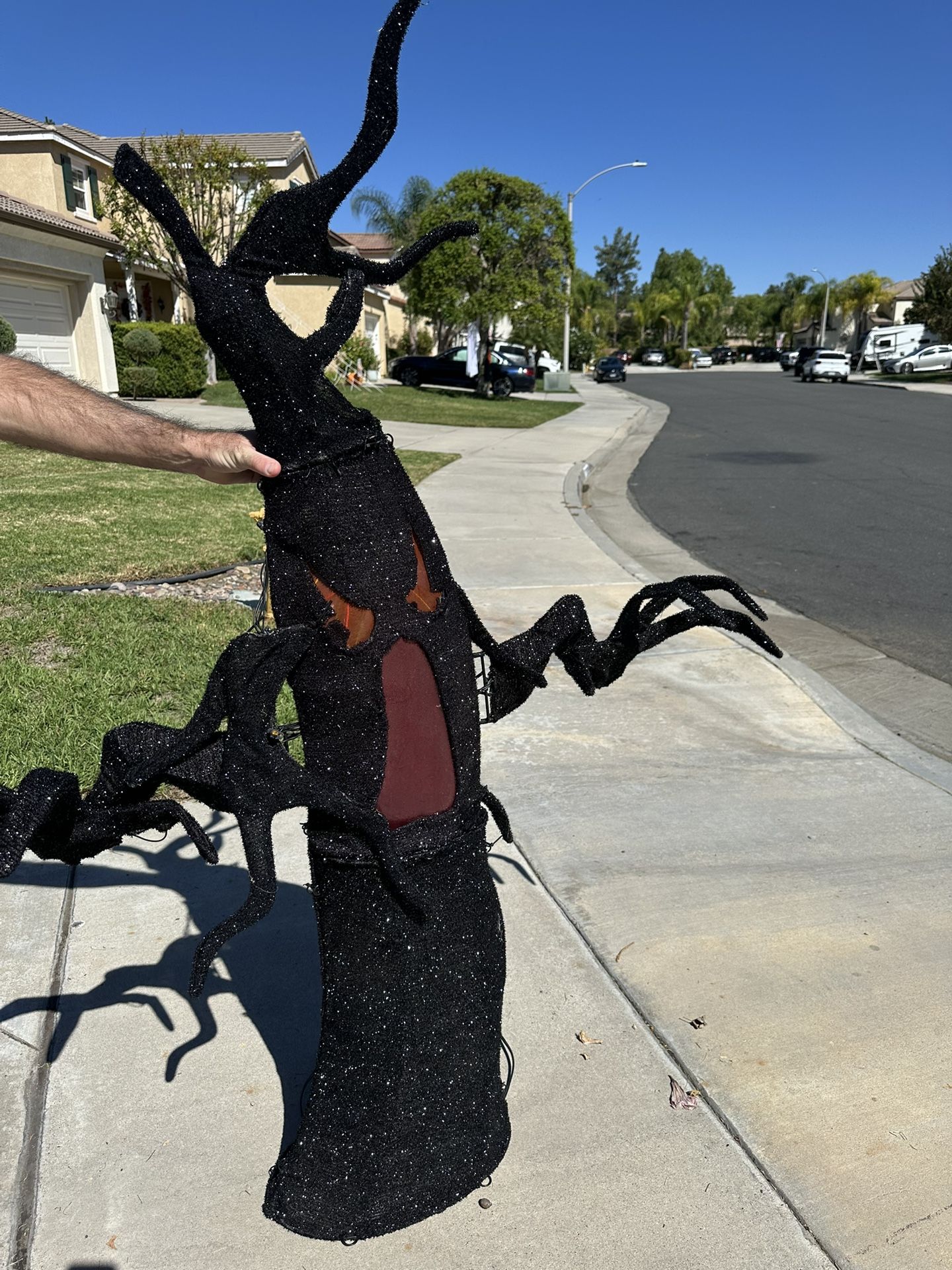 FREE Spooky Halloween Decoration