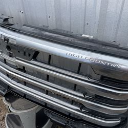 GRILL 2022-2025 CHEVROLET SILVERADO