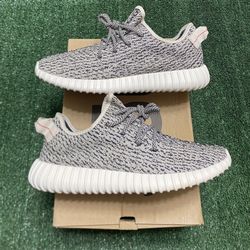 Adidas Yeezy 350 Turtle Dove size 11 VNDS