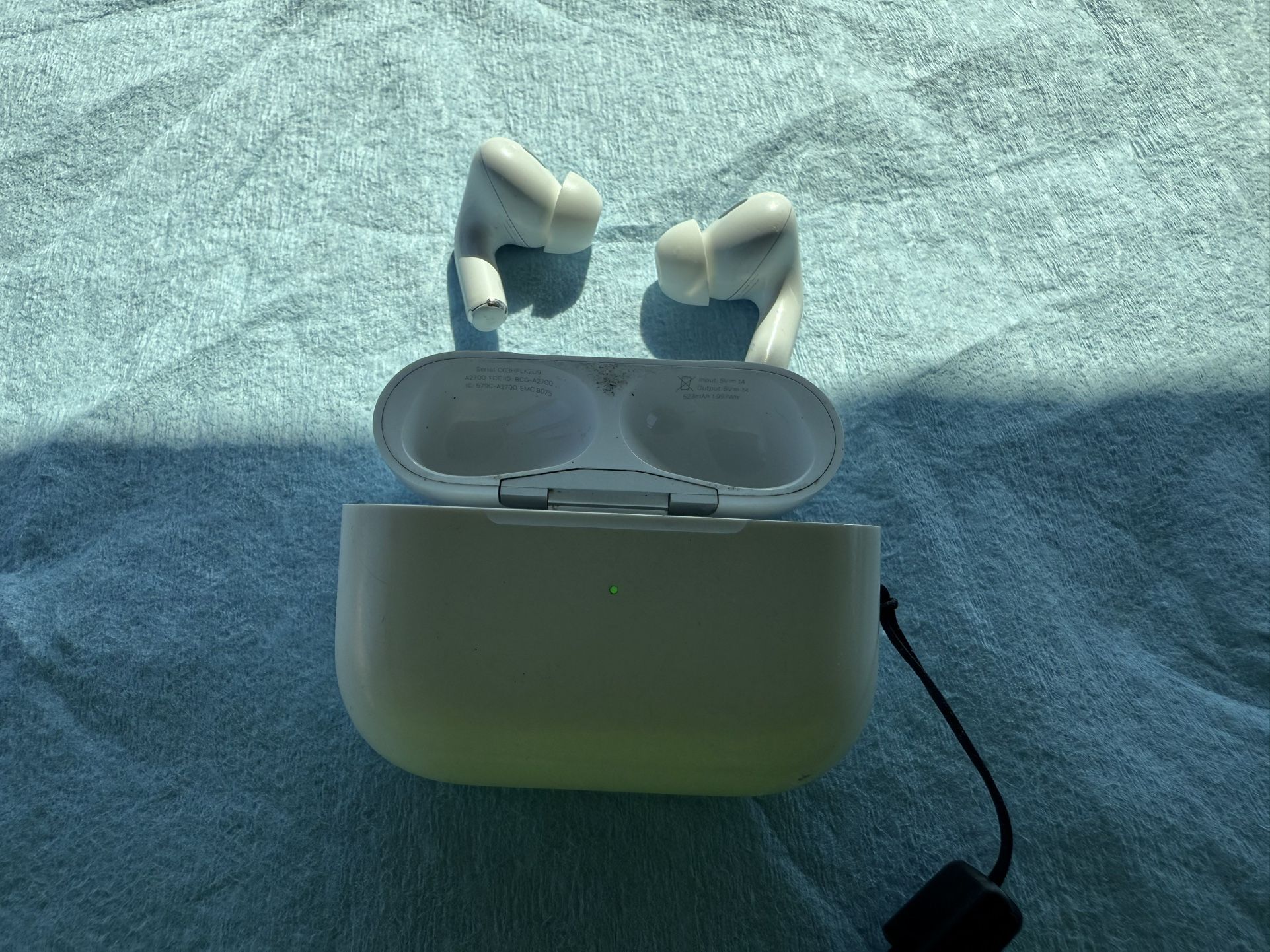 Apple AirPod Pro 2 “ Lightning Charging”