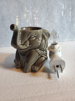 Elephant Ceramic Wax Warmer And Night light