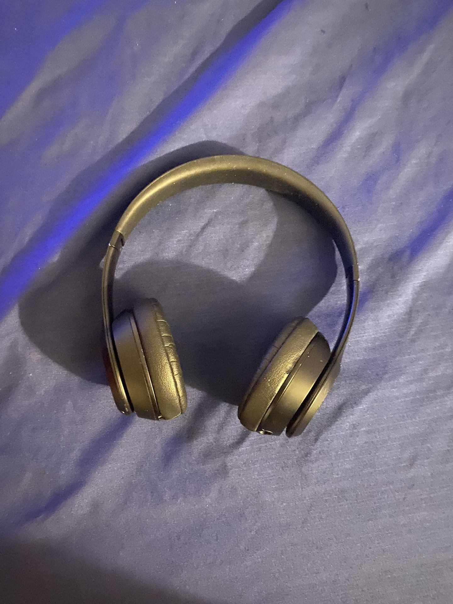 Beats solo 3 headphones