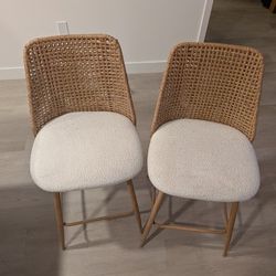 2 Kitchen Island Chairs