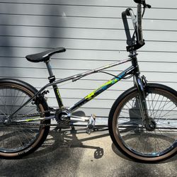 2021 Haro Lineage Ground Master 