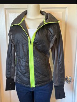 Women’s Northface Light Weight Jacket Meidum