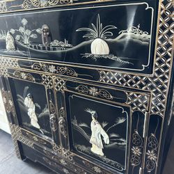 Black Lacquer Asian Side Table 