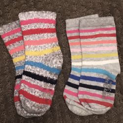 Toddlers socks gray w/bright striped 2-sets w/anti-slip bottoms 