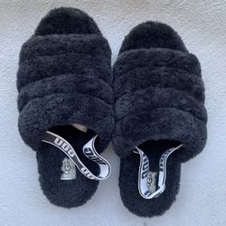 UGG Fluff Yeah Slingback Sandals – Women’s Size 9 – Black