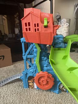 Fisher Price Thomas The Train Cave Collapse Thomas And Friends