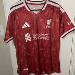 Adidas Liverpool red home jersey, Size L