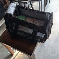 Dog Bag With Feeding Bowls 