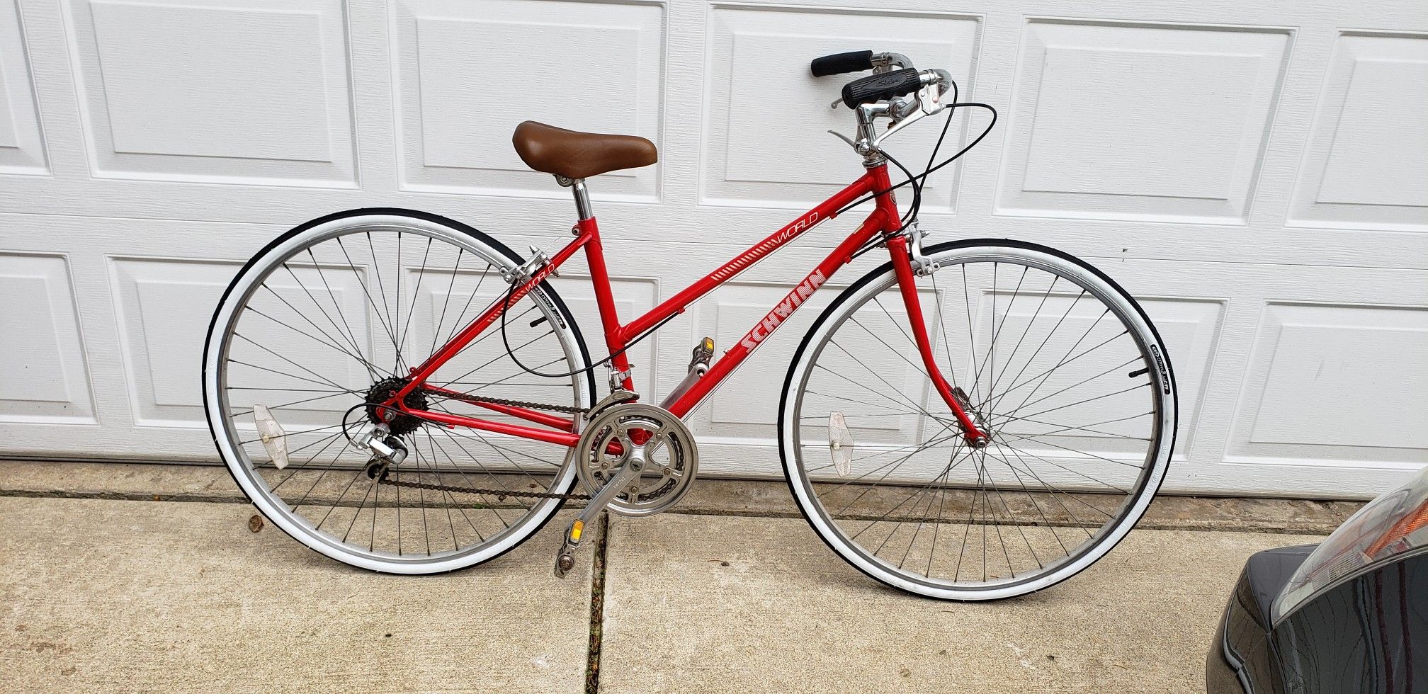19" Red Schwinn World Sport Women's road bike