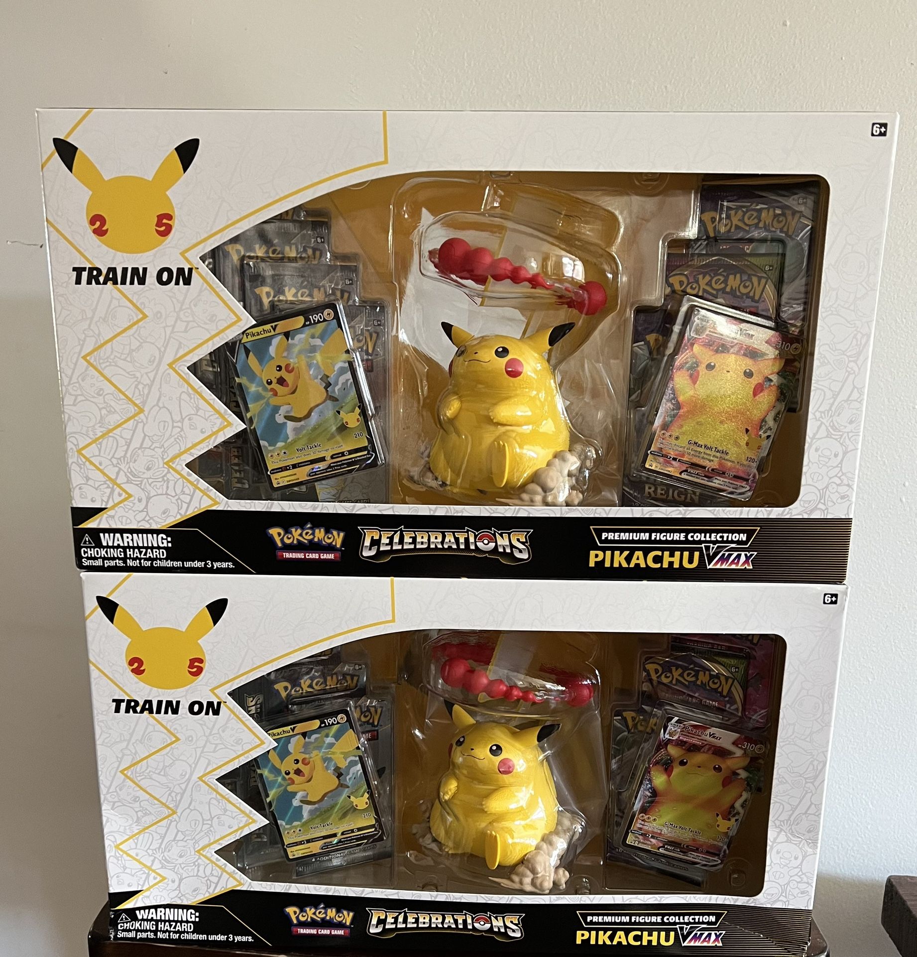 Pokemon Celebrations Pikachu V Max