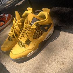 Lightning Jordan 4s