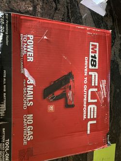 Milwaukee Fuel Nail Gun 30*