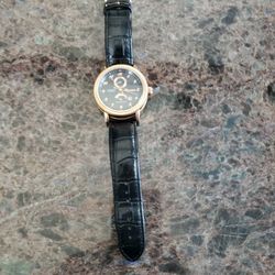 Automatic dress watch