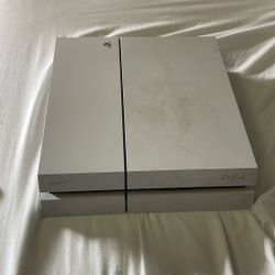 PS4 With Controler