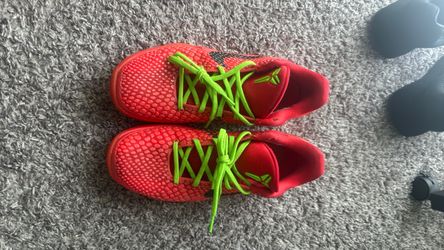 Nike Kobe 6 reverse grinch size 8 men’s
