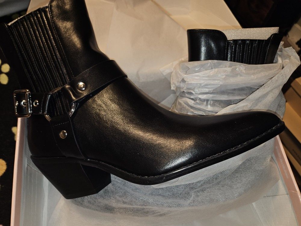 Sz 6 Boots