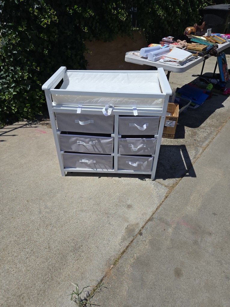 Changing Table With Storage