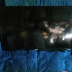 Thirty two inch roku 60 bucks with back wall mount