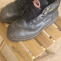 Boots For Man Size 7w