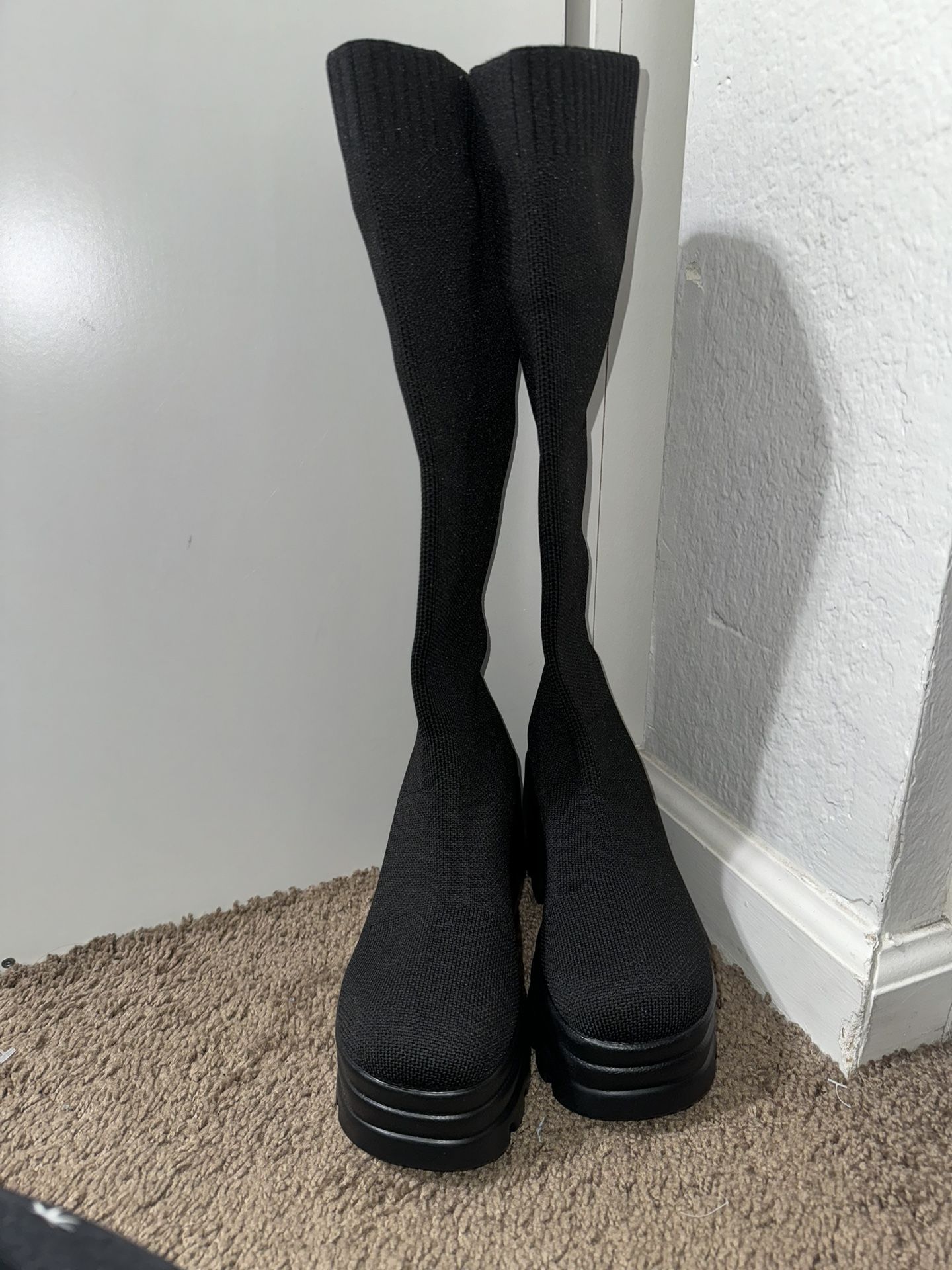 High Knee Slim Boots