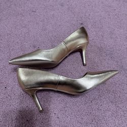 New Size 10 Gold Metallic High Heels Shoes 