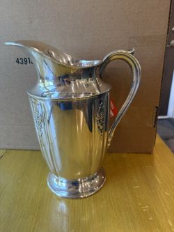 Ambassador Pattern Silverplate by 1847 Rogers  10 1/4” Water Pitcher