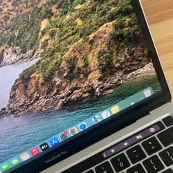 Mackbook Pro 2020 Side Display Problem