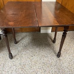Antique Desk Converts into Table easy 🚚 extra