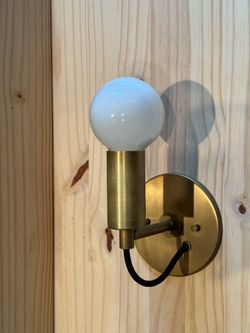 Modern Wall Sconce - Brass Patina