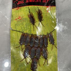 Cockroach Necklace & Earrings!!! Brand New Set Costume Bug Halloween Horror Creepy 