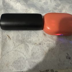 Beats Headphones And Bose headphones Not Free Check Description