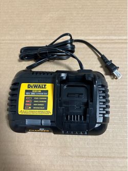 Dewalt 20v-60v 6amp Fast Charger New