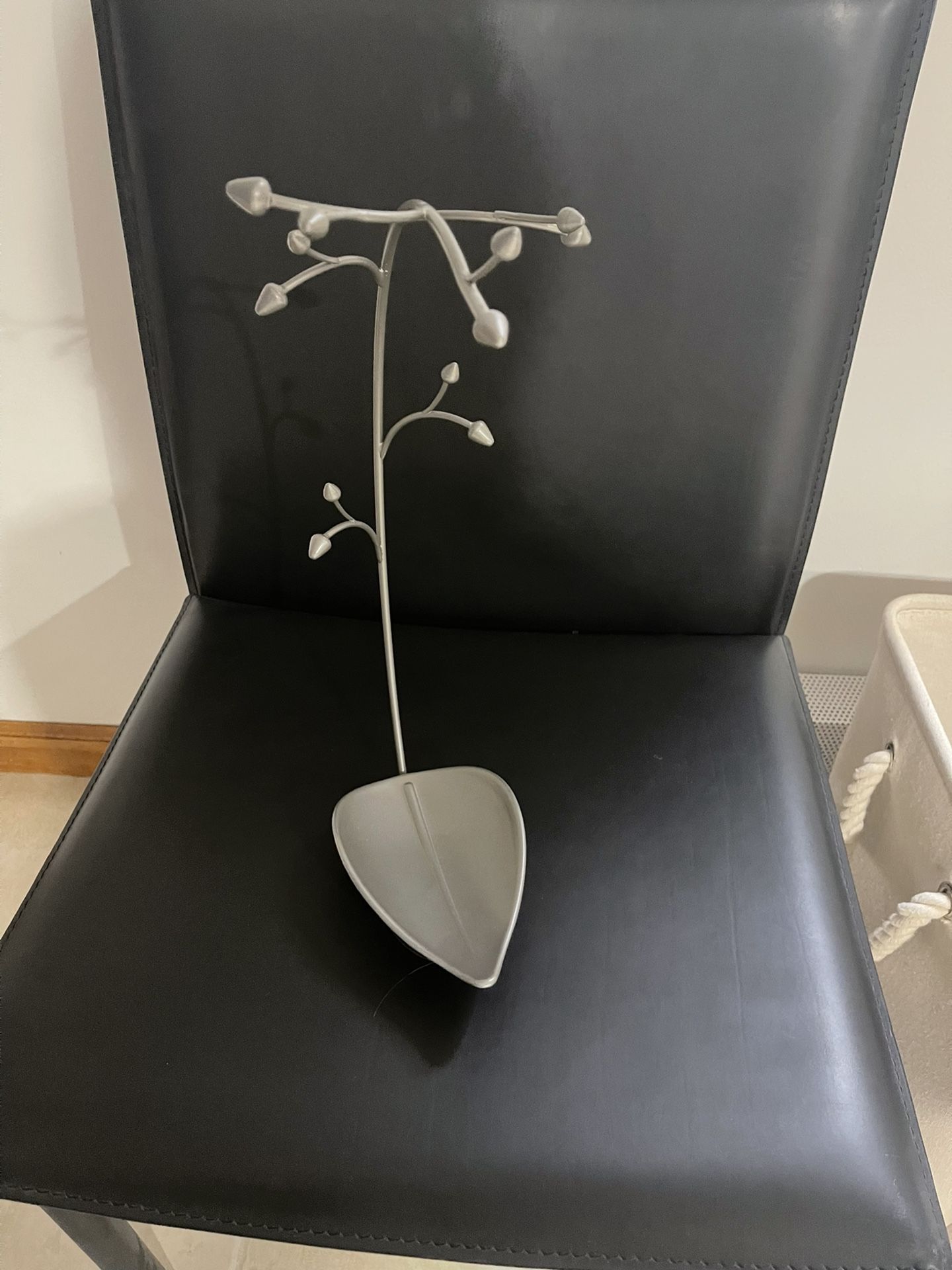Necklace Holder