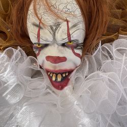 IT Pennywise clown Wreath HALLOWEEN