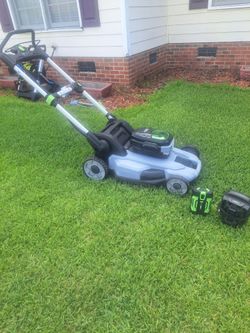 Ego lawnmower battery operated
