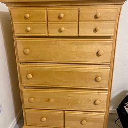 Wooden 5 Drawer Dresser