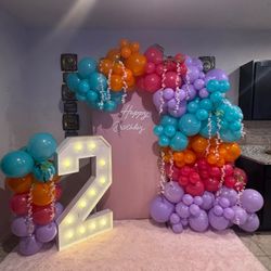 EVENT DECOR